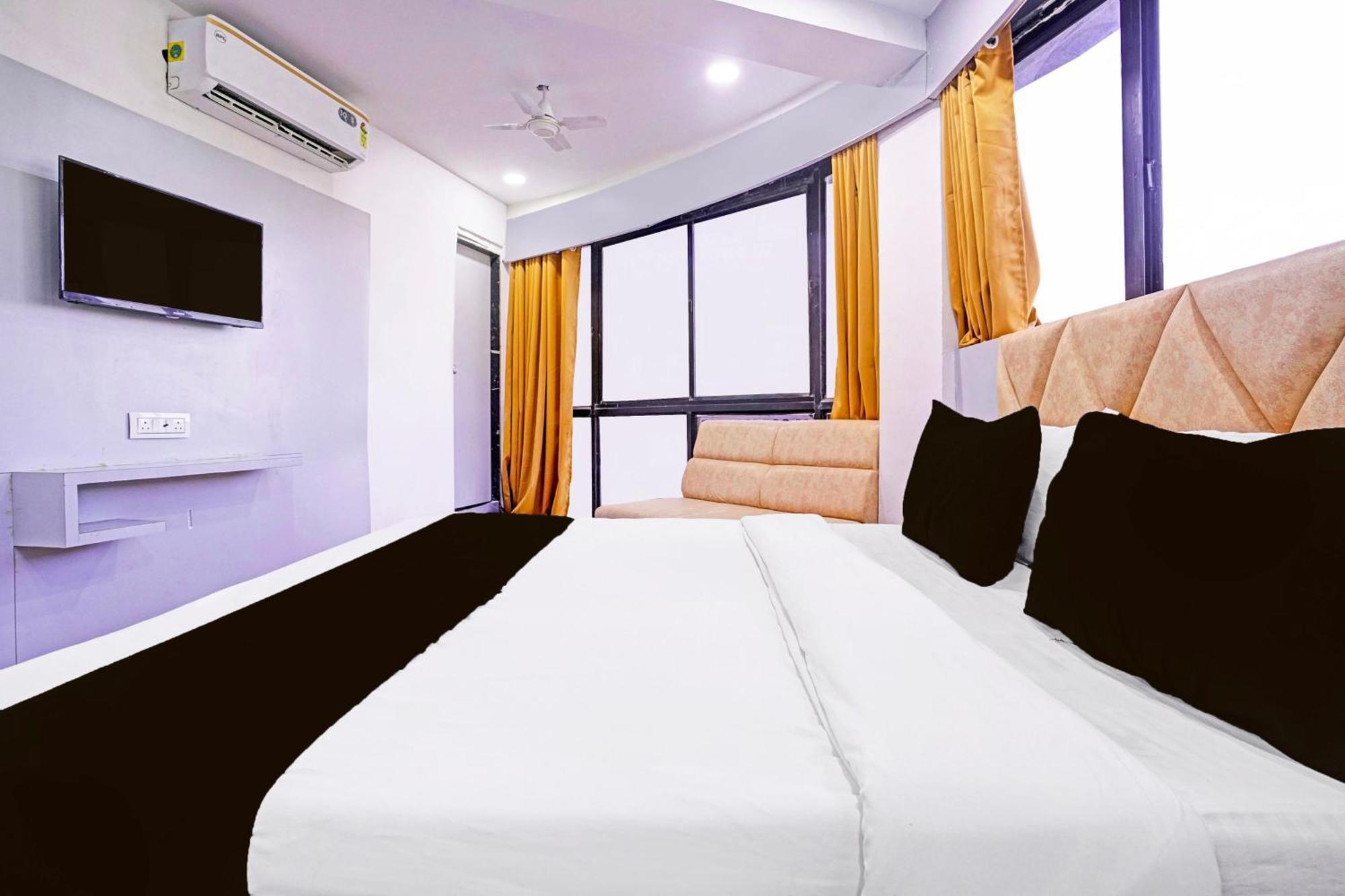 Hotel O Patang 24 อาเมดาบัด ภายนอก รูปภาพ